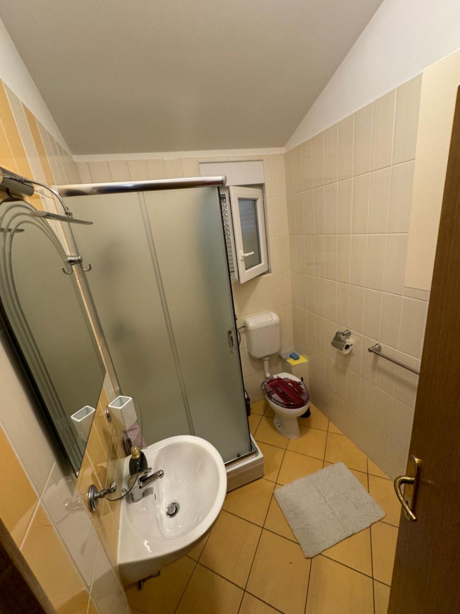 Apartment Nina Starigrad Paklenica Esterno foto